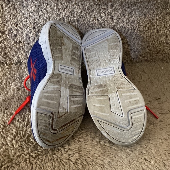 Sneakers - Picture 2 of 2